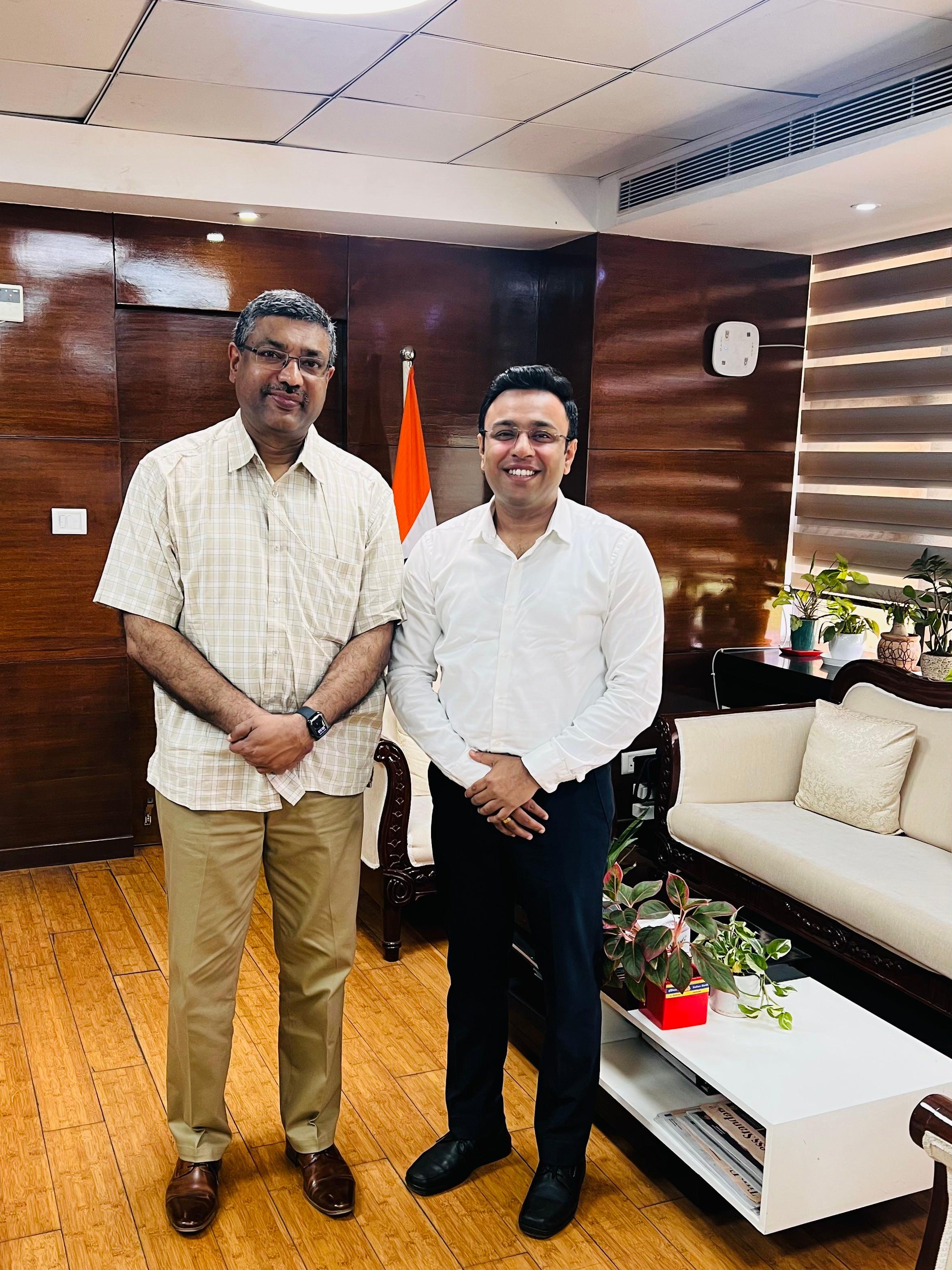 Pravin Kaushal with Shri S. Krishnan at Electronics Niketan, New Delhi.